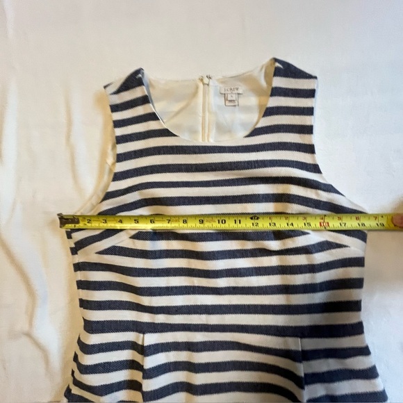 J. Crew striped pleated shift dress Blue and ecru size 12 - Picture 14 of 14